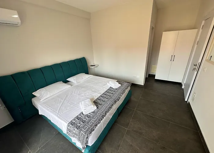 Triumph And * Avlonya